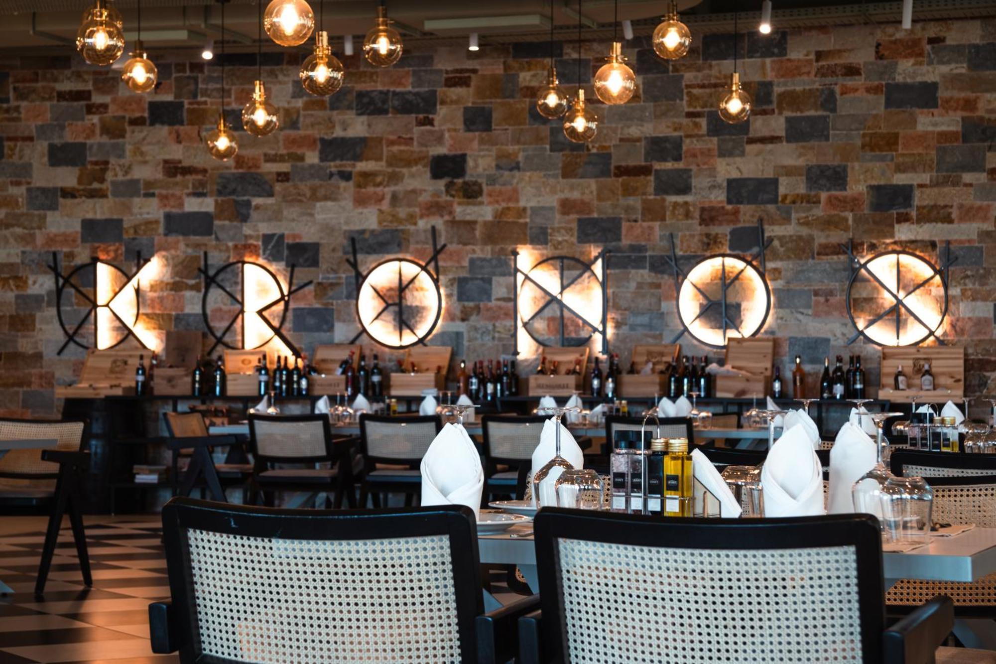 Kronos Hotel Koxhas Exterior photo